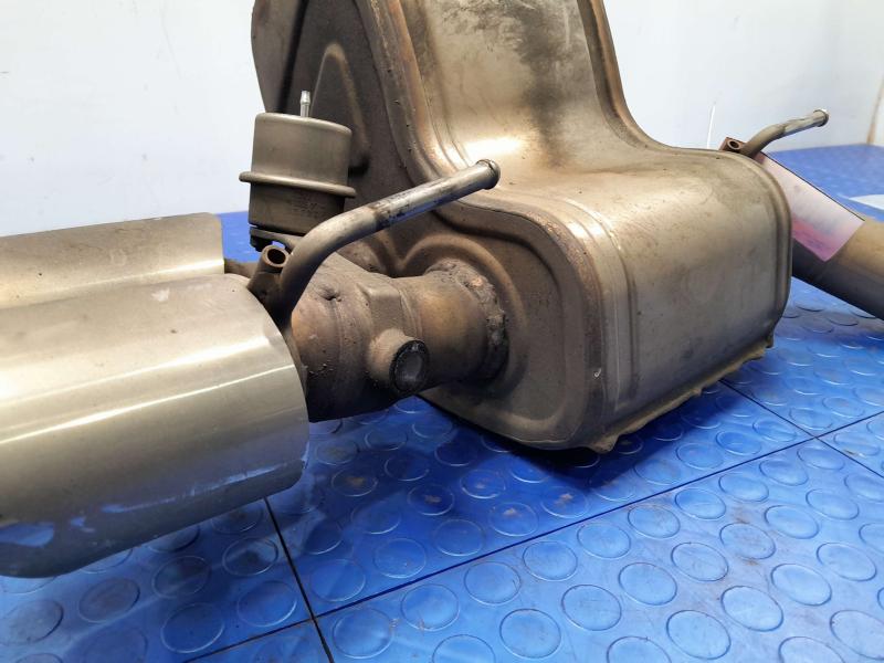 2018 Maserati Ghibli 3.0L Turbo RWD Rear Exhaust Muffler Left Driver Side OEM 670104138