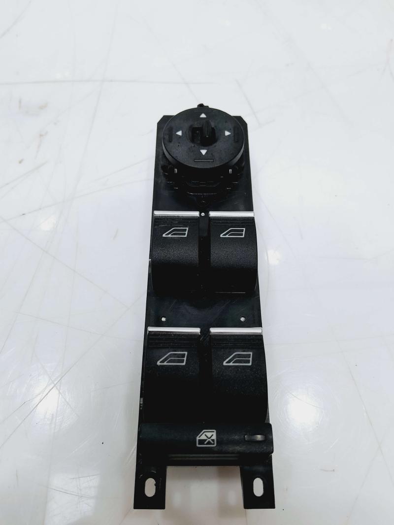 2019 Ford Escape Door Switch Front