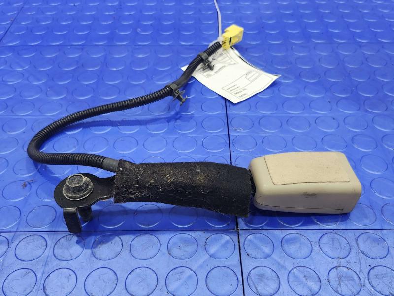 2011 Kia Sorento Front Seat Belt
