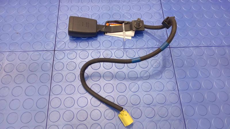 2011 Subaru Forester Front Seat Belt