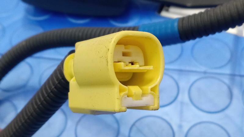 2011 Subaru Forester Front Seat Belt