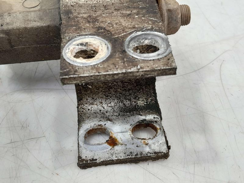2007 Cadillac DTS Lower Control Arm Front