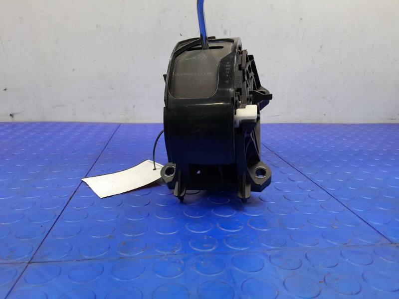 2012-2020 Toyota Sienna Automatic Shifter Assembly Genuine OEM 3356008020