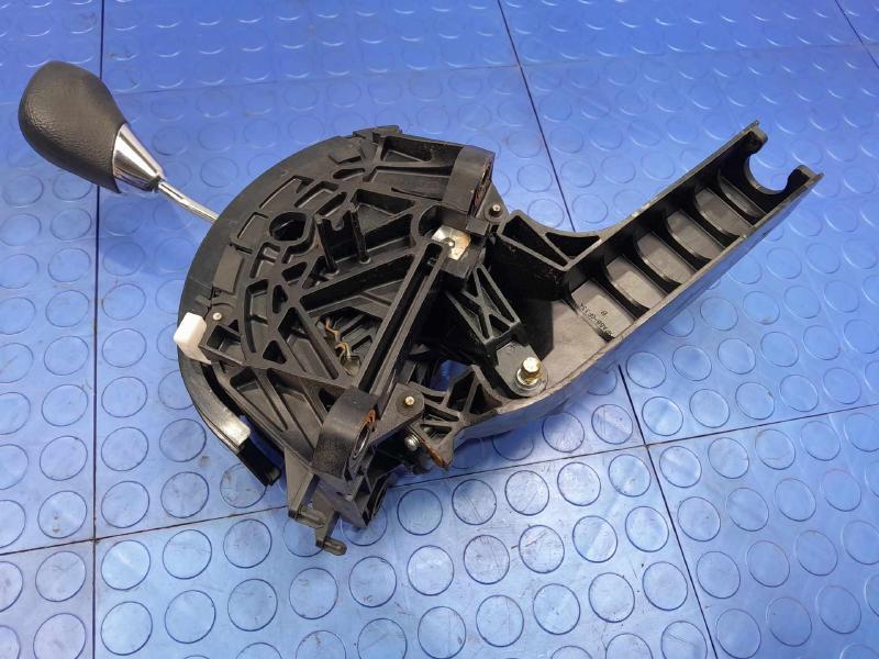 2012-2020 Toyota Sienna Automatic Shifter Assembly Genuine OEM 3356008020