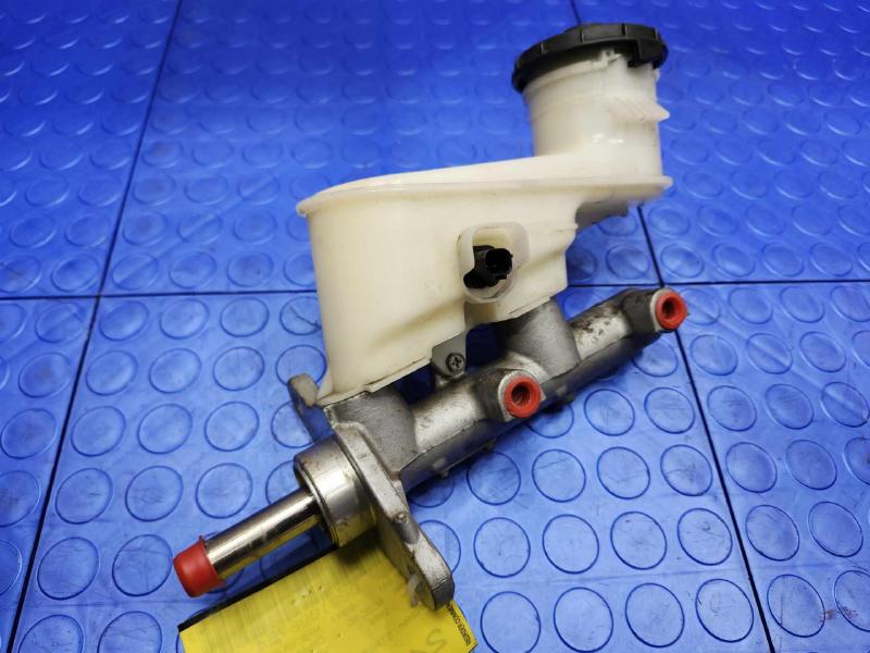 2008-2012 Honda Accord Brake Master Cylinder Assembly Genuine OEM 46100TA1A01