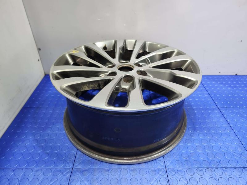 2018 Ford Expedition Wheel