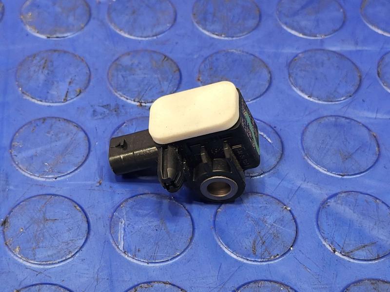 2011-2020 Dodge Durango Crash Impact Sensor Genuine OEM Part 56054085AA
