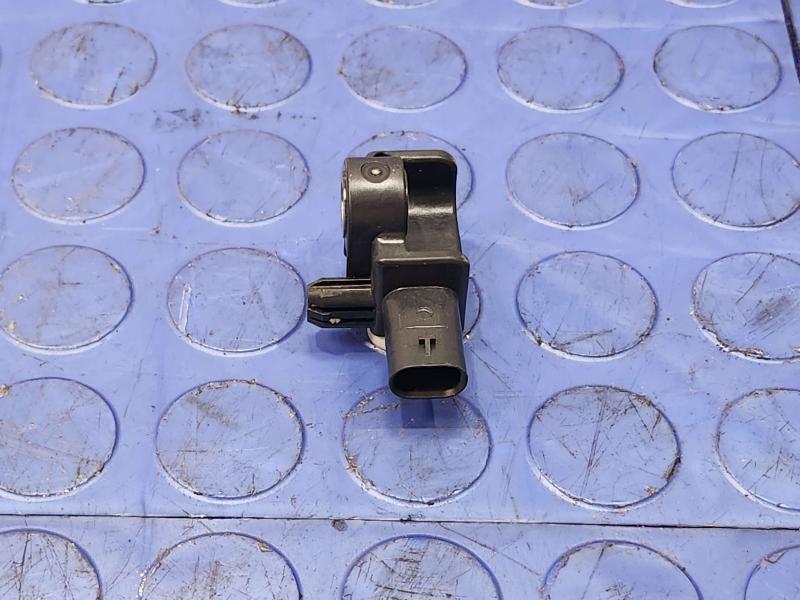 2011-2020 Dodge Durango Crash Impact Sensor Genuine OEM Part 56054085AA