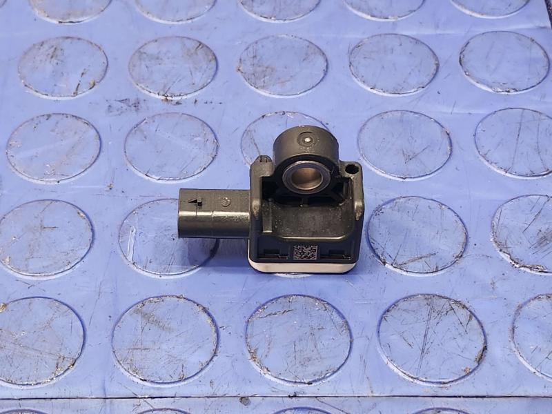 2011-2020 Dodge Durango Crash Impact Sensor Genuine OEM Part 56054085AA