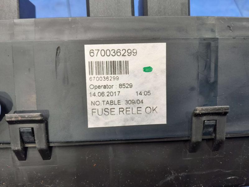 2018 Maserati Ghibli Cabin Fuse Box