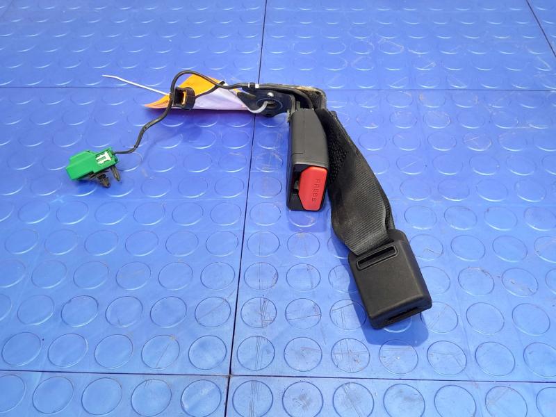 2017 Jaguar XE Rear Seat Belt