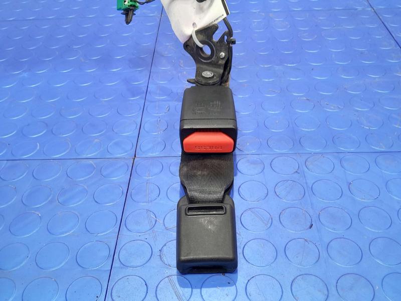 2017 Jaguar XE Rear Seat Belt