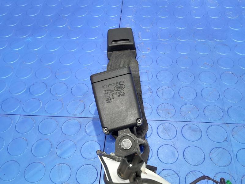 2017 Jaguar XE Rear Seat Belt