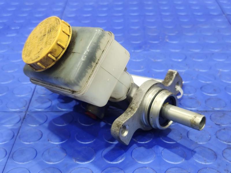 2009-2013 Subaru Forester Brake Master Cylinder Assembly OEM 26401AG030