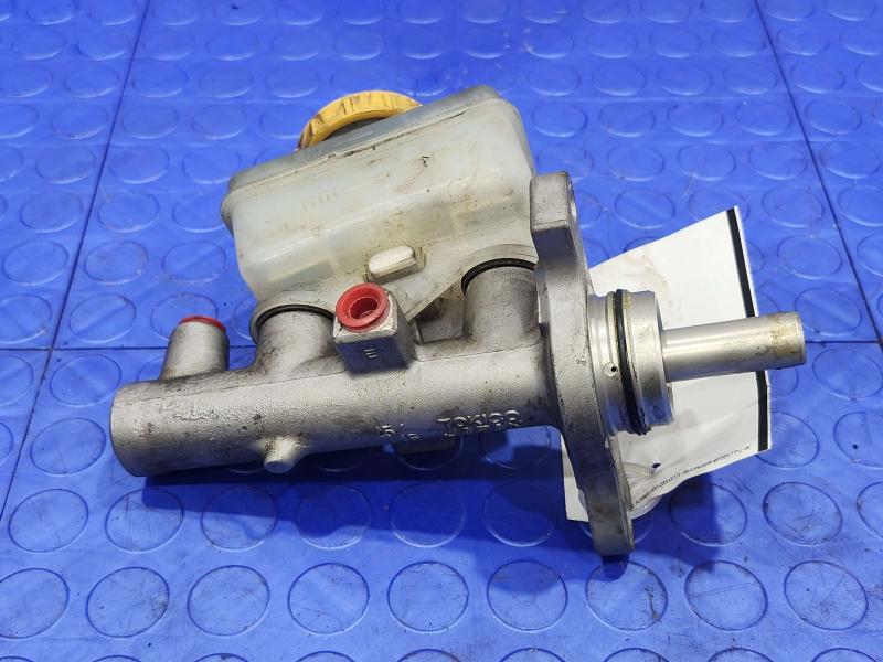 2009-2013 Subaru Forester Brake Master Cylinder Assembly OEM 26401AG030