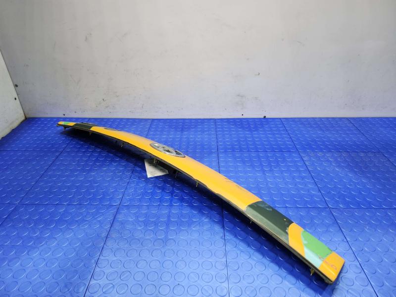 2010 Toyota Prius Tail Finish Panel