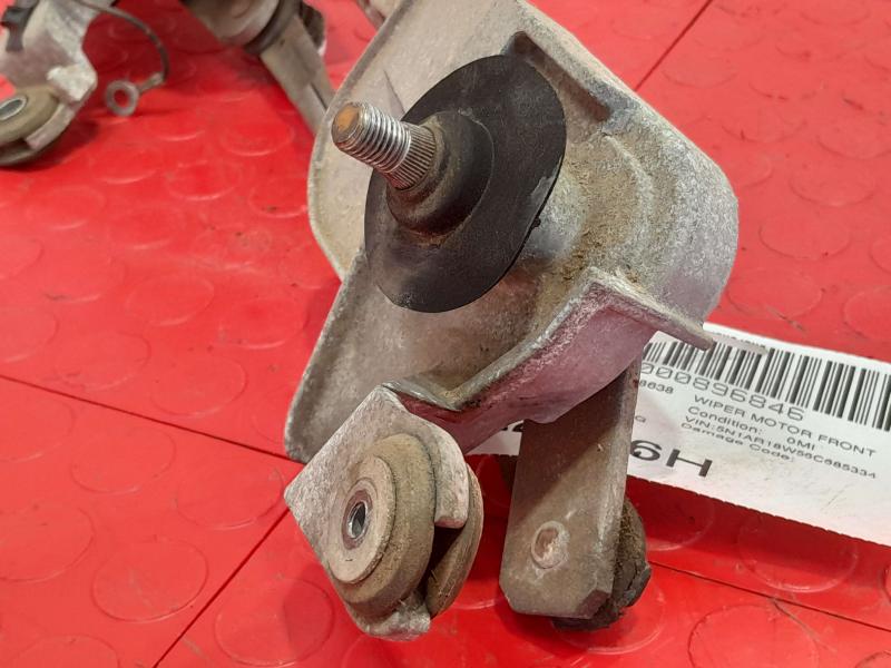 2005 - 2008 Nissan Frontier Windshield Wiper Motor w/ Linkage OEM 28815EA000
