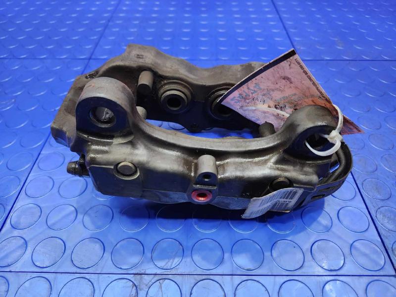 2015 Audi Q7 Caliper