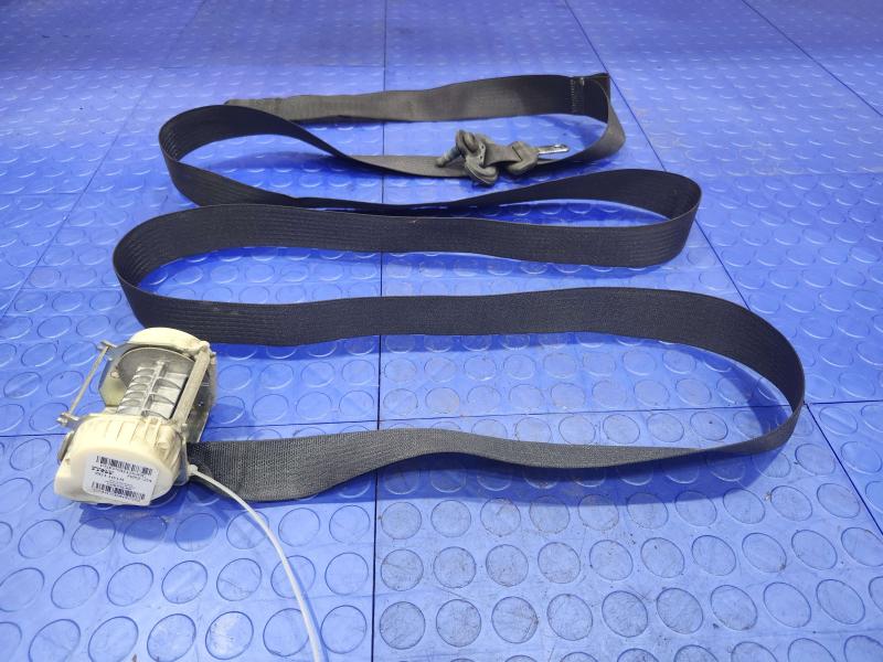 2010 Dodge Ram 1500 Rear Seat Belt