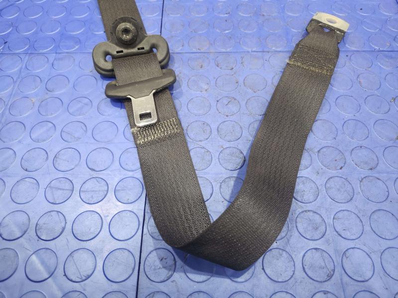 2010 Dodge Ram 1500 Rear Seat Belt
