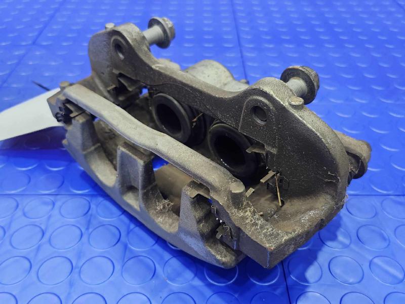 2017 Dodge Grand Caravan Caliper