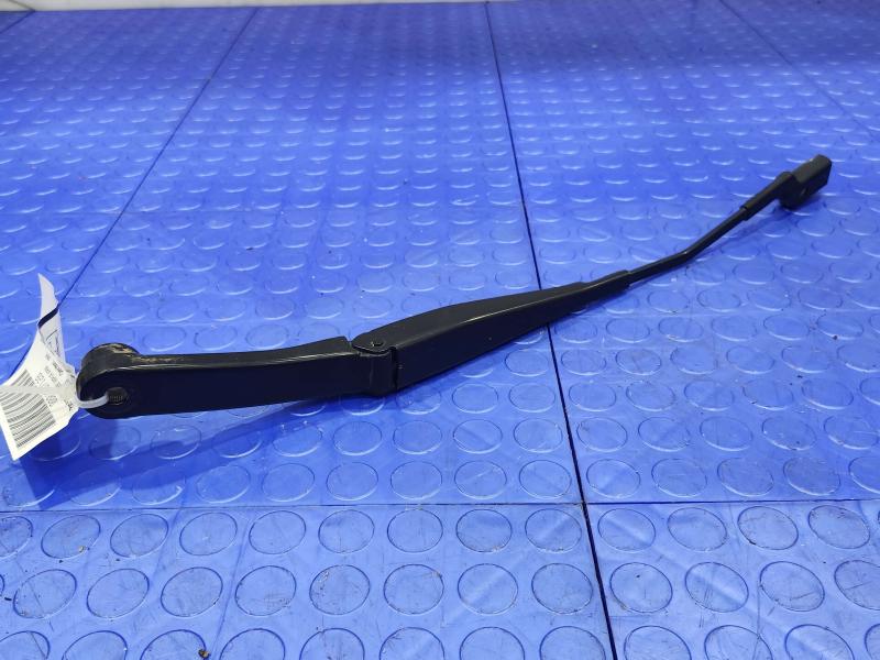 2020 Jeep Renegade Wiper Arm