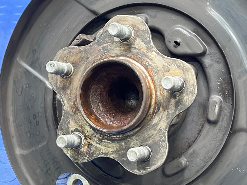 2020 Nissan Altima Rear Knuckle/Stub Axle