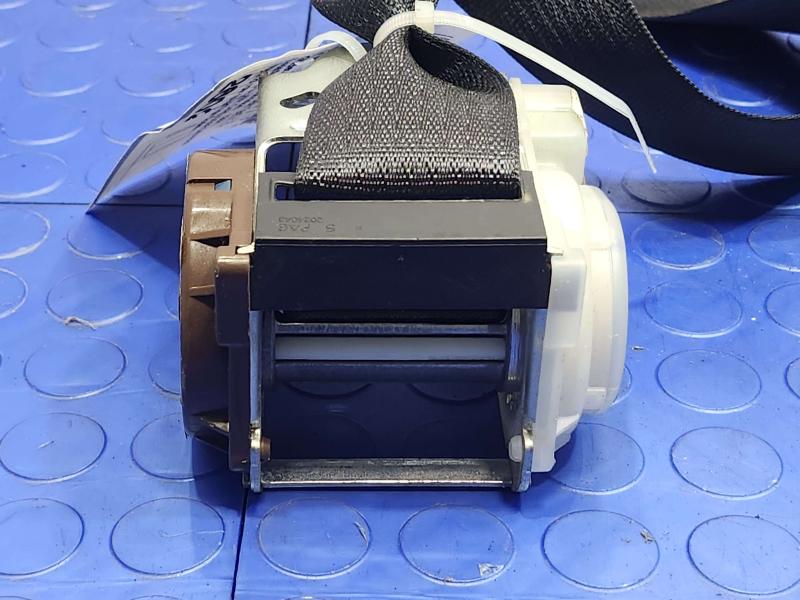 2014 Dodge Durango Rear Seat Belt
