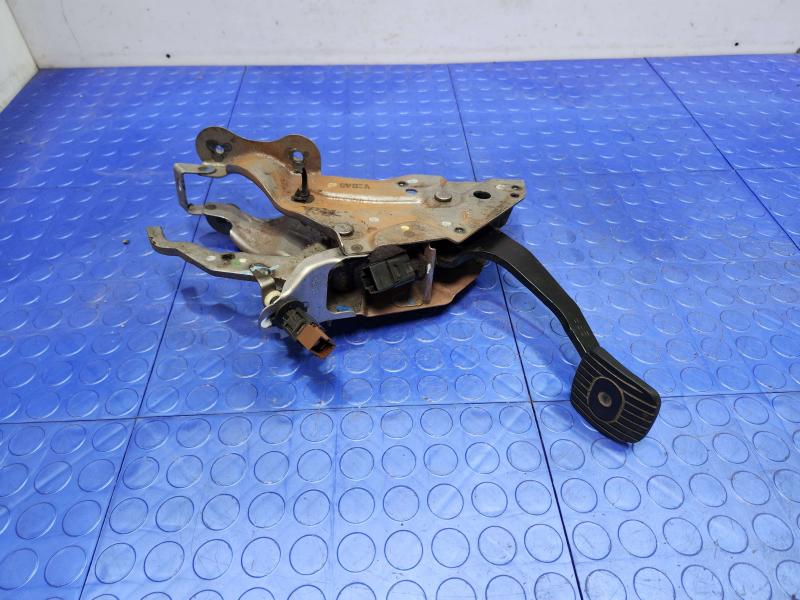 2015 Chevrolet City Express Brake Pedal