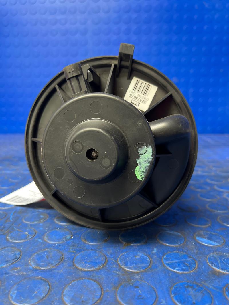 2000 GMC Sierra 1500 Blower Motor