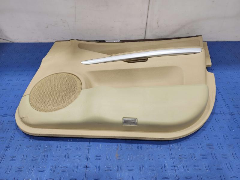 2010 Mercedes ML-Class Front Door Trim Panel