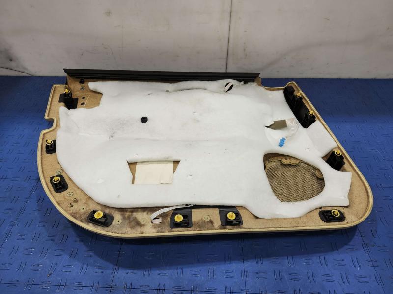 2010 Mercedes ML-Class Front Door Trim Panel