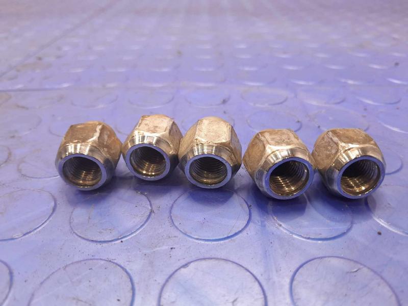 2016 Subaru Legacy Lug Nuts