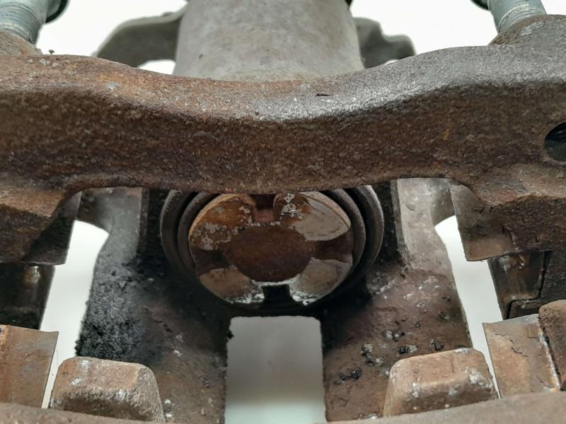2018 Hyundai Ioniq Caliper