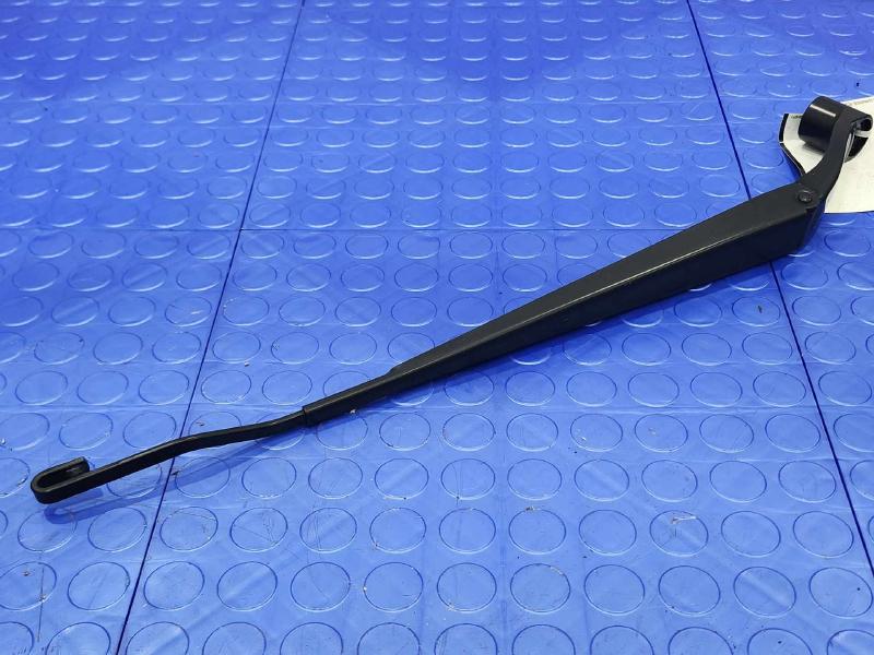 2020 Nissan Versa Wiper Arm