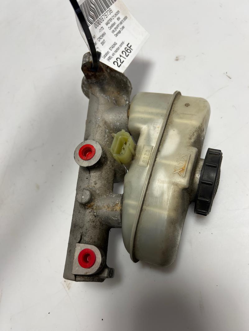 2001 - 2011 Ford Crown Victoria Brake Master Cylinder w/o Trac Cntrl OEM 6W1Z2140BA