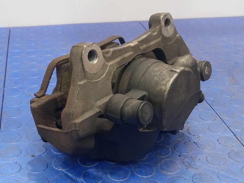 2016 Volvo XC90 Caliper
