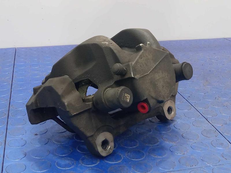2016 Volvo XC90 Caliper