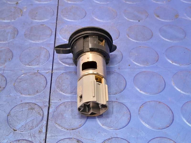 2009-2014 Ford F-150 12 Volt Power Outlet Genuine OEM Part BL3Z19N236A
