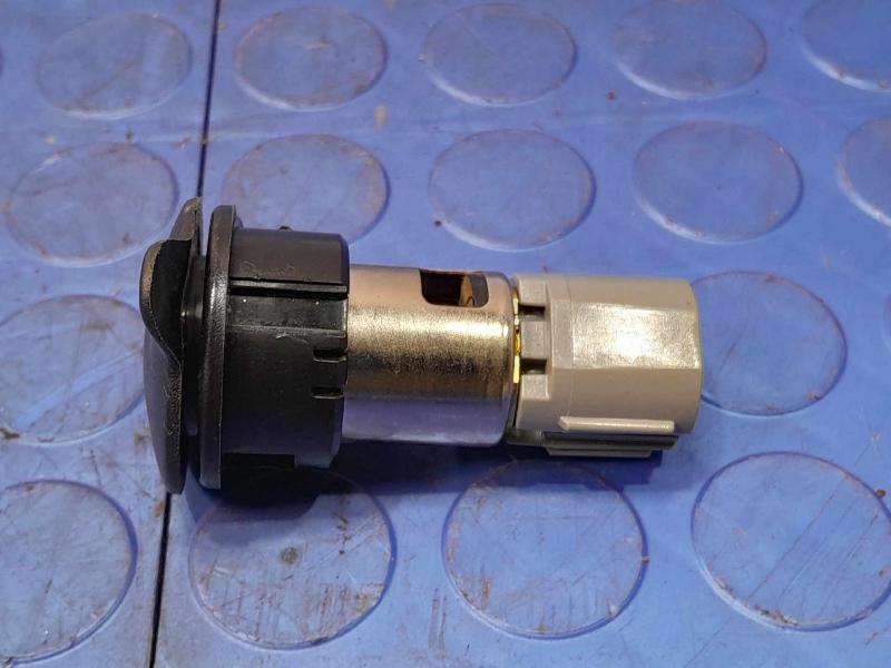 2009-2014 Ford F-150 12 Volt Power Outlet Genuine OEM Part BL3Z19N236A