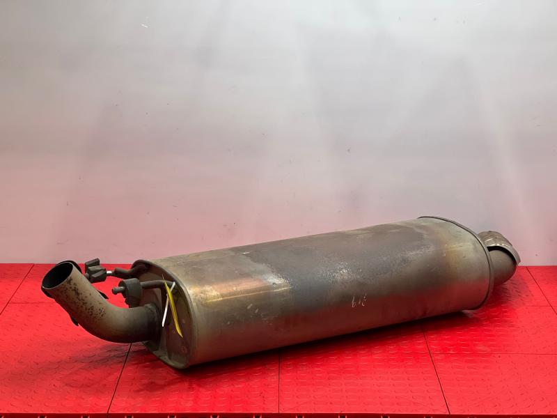 2011-2015 Infiniti QX56 QX80 Center Intermediate Exhaust Muffler OEM 201001LA2A