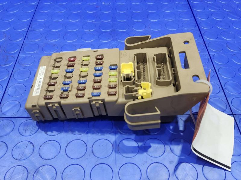 2010-2012 Subaru Outback Cabin Fuse Box Junction Block OEM 82201AJ00A