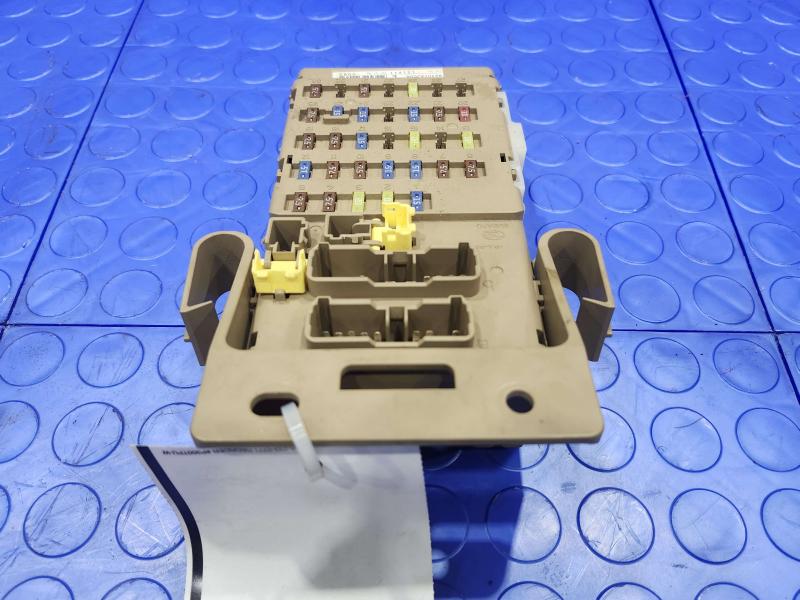 2010-2012 Subaru Outback Cabin Fuse Box Junction Block OEM 82201AJ00A