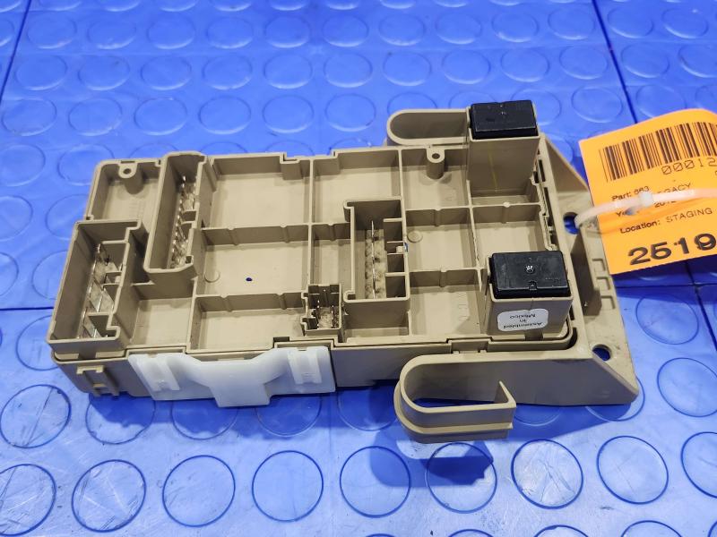 2010-2012 Subaru Outback Cabin Fuse Box Junction Block OEM 82201AJ00A