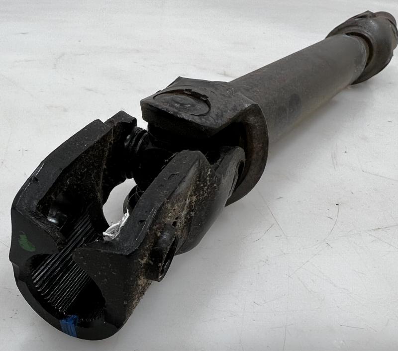 2017 - 2023 GMC Acadia Cadillac XT5 Steering Intermediate Shaft OEM 23134851