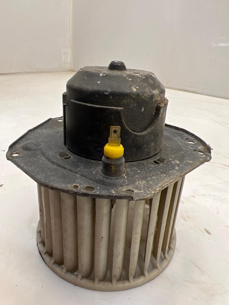 1982 - 1991 Chevrolet S10 Heater AC Blower Motor Integral AC OEM 22098844