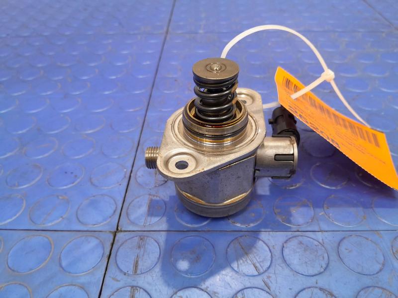 2018-2019 Jaguar XE XF 2.0L Gas High Pressure Direct Injection Fuel Pump OEM JDE38662