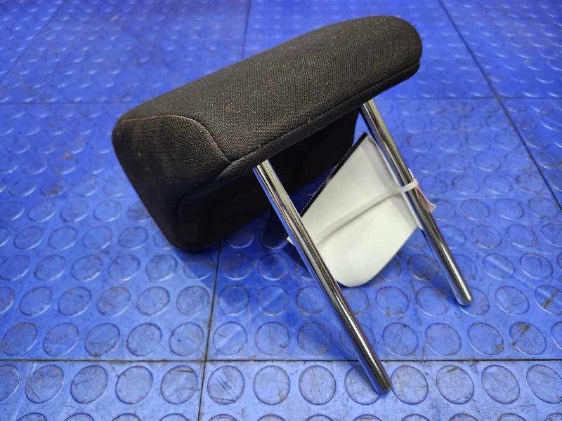 2017 Mitsubishi Outlander Headrest