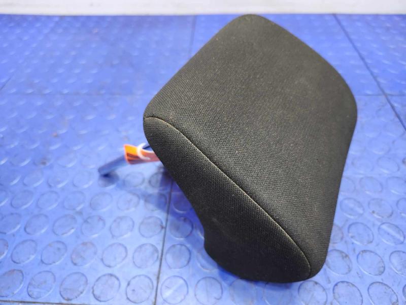 2017 Mitsubishi Outlander Headrest