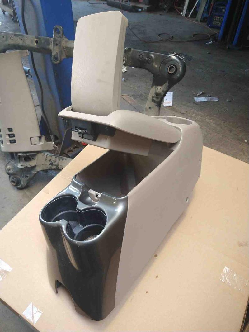 2004 - 2010 Toyota Sienna Center Console Assembly XLE ONLY Tan OEM 58810AE020B0
